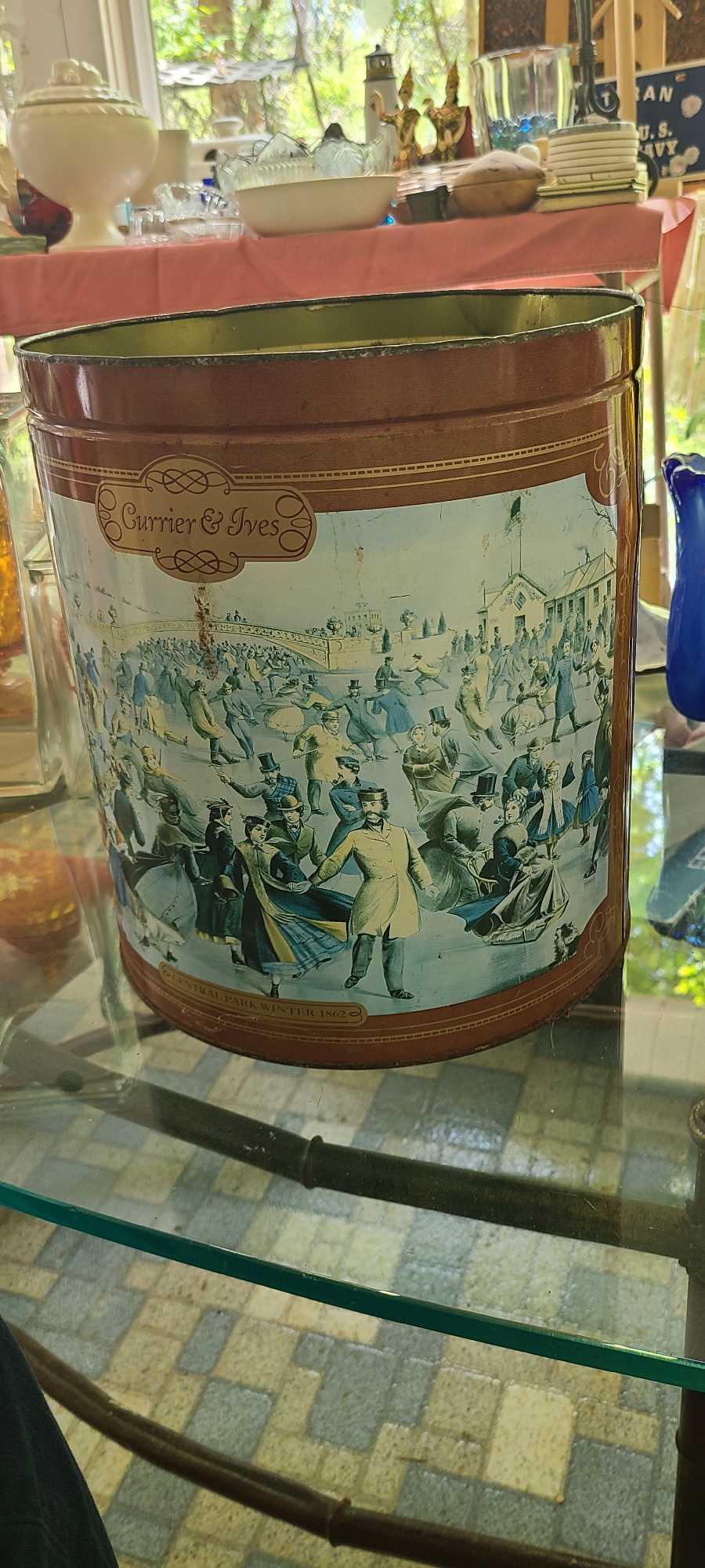 Vintage Currier & Ives Tin $1 STS