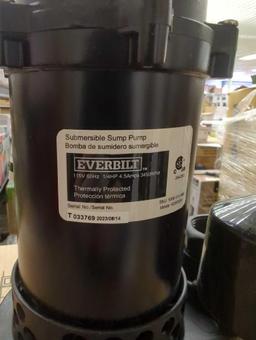 Everbilt 1/4 HP Aluminum Sump Pump Vertical Switch, Appears to be New in Open Box Do to Being In