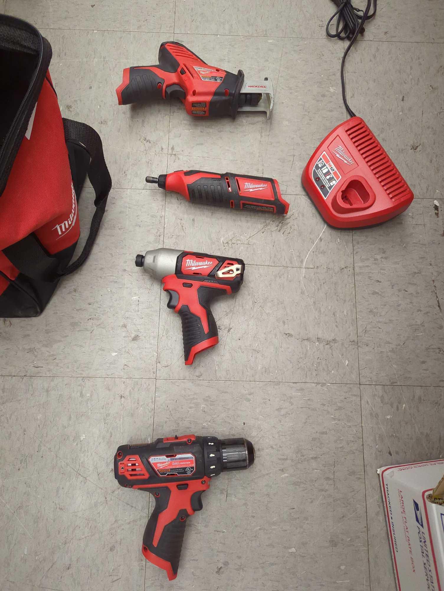 (No Batteries) Milwaukee M12 12V Lithium-Ion Cordless Drill Driver/Impact Driver/Ratchet Combo Kit