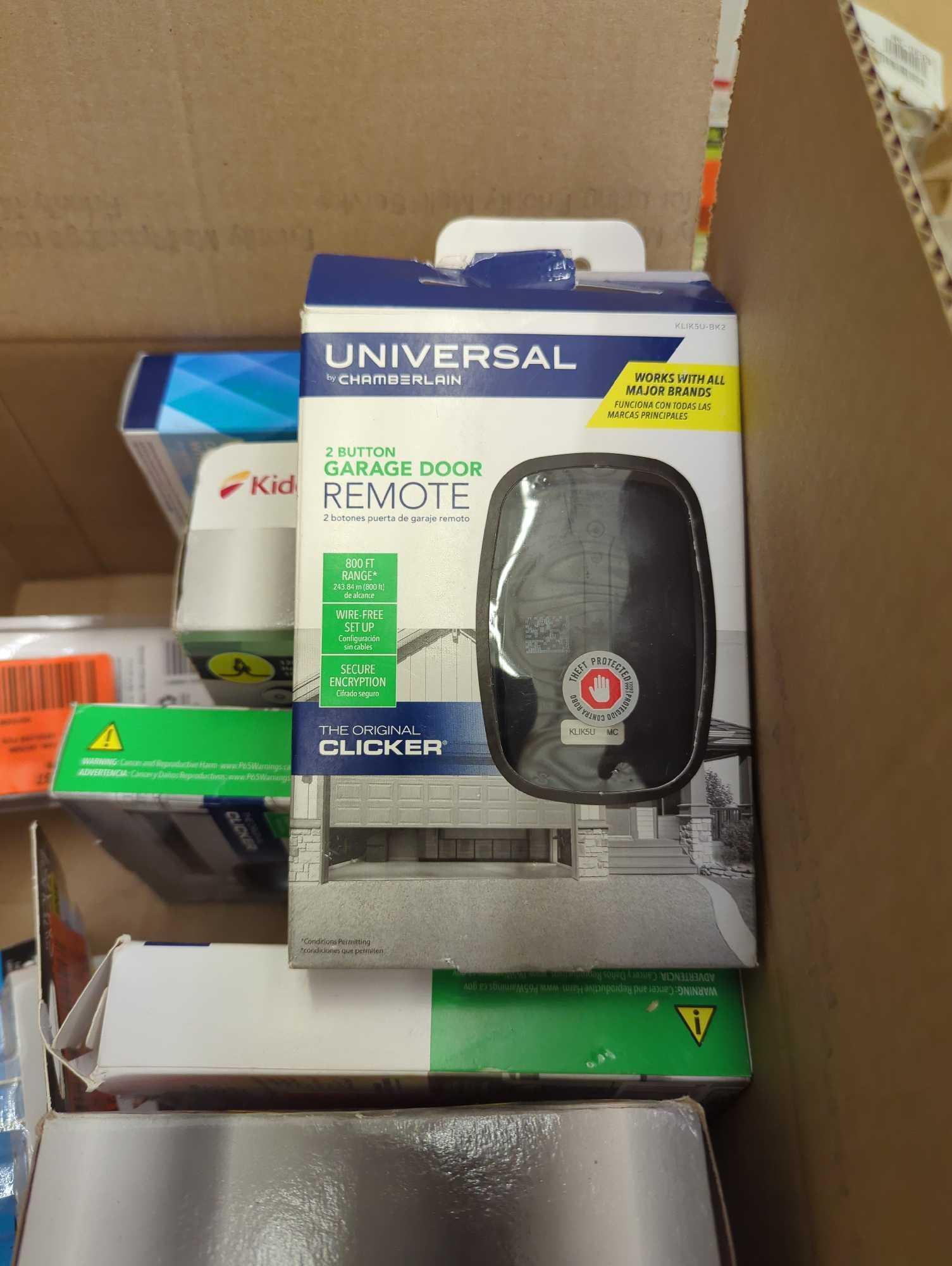 Box Lot of Assorted Items to Include, Defiant Stand Up Hand held Work Light Rechargeable,