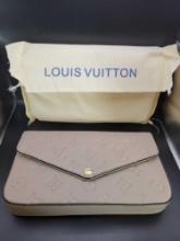 Louis Vuitton Bag $2 STS