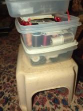 (MBR) LOT OF ASSORTED ITEMS TO INCLUDE, 4 PLASTIC SMALL TOTES OF ASSORTED ITEMS SUCH AS SINGER 4