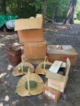 (GAR) LOT OF ASSORTED ITEMS TO INCLUDE, THREE WOVEN FLOWER BASKETS WITH HANDLES, CEILING HANGING 5