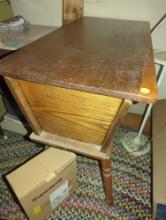 (SBD) Antique Oak Sour Dough Riser Box Side Table Doughbox Accent Vintage Early 20th Century Measure