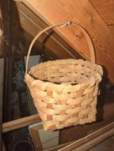 (GAR) Lot of 4 Woven Baskets in an Assortment of Styles and Patterns, Height Sizes Ranging From 7"