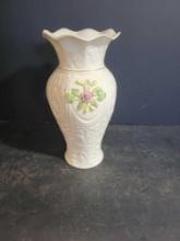 Vintage Porcelain vase $5 STS