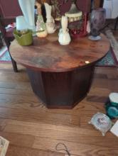 (KIT) MAHOGANY ROUND TABLE WITH SQUARE BASE 1 DOOR, 27"D 20 1/4"H