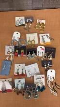 20 PAIR OF FASHION EARRINGS