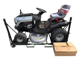 NEW Murray MT100 Lawn Tractor, Riding Lawn Mower, 42in Cut, Model TYT 4213500, New in Crate