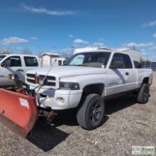 2000 DODGE RAM 1500, 5.9L GAS, 4X4, CREW CAB, SHORT BED, WITH PLOW. UNKNOWN MECHANICAL PROBLEMS, TRA