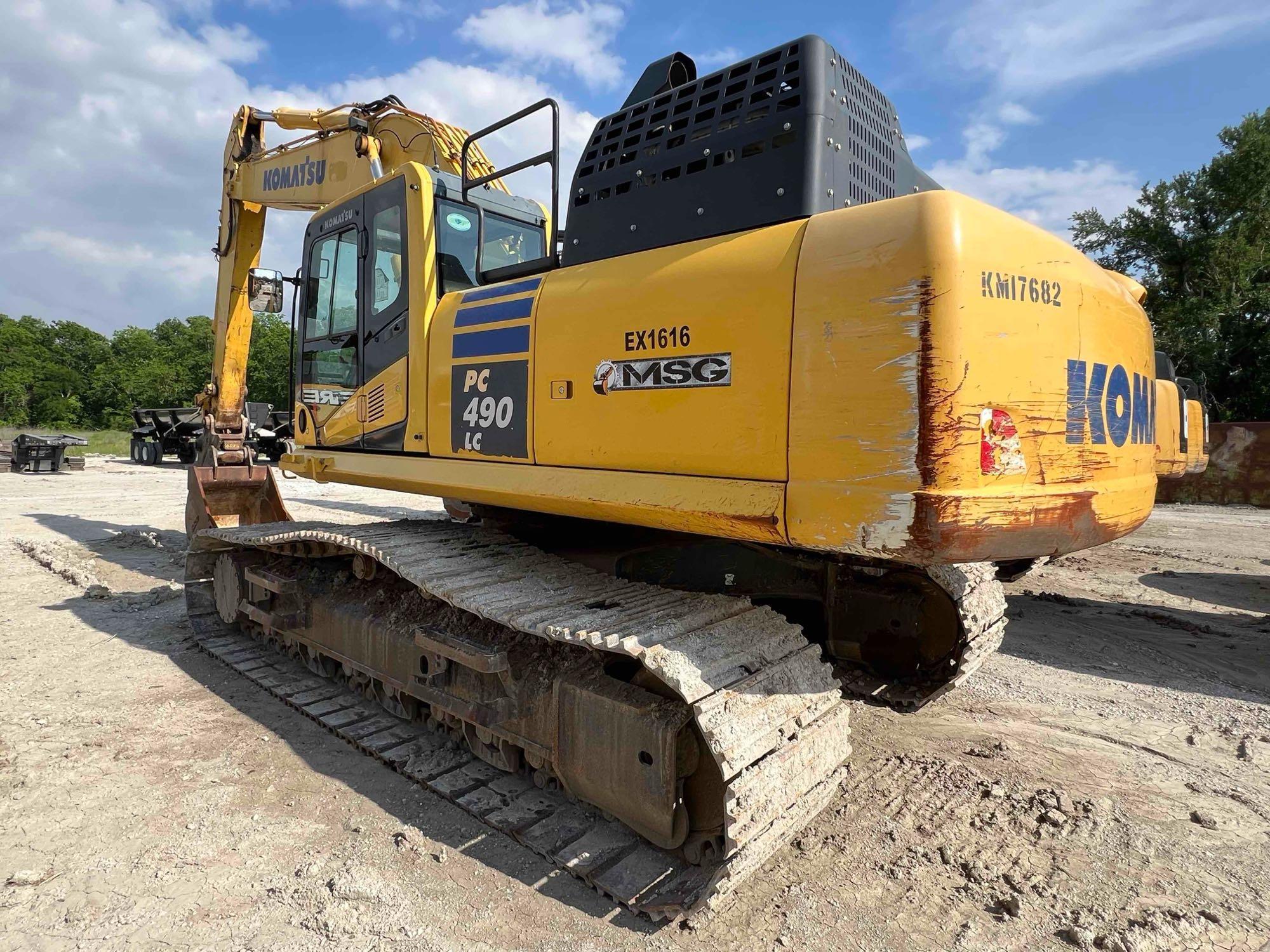 2017 KOMATSU PC490LC-11 HYDRAULIC EXCAVATOR SN:KMTPC251CHWA41616 powered by Komatsu SAA6D125E diesel