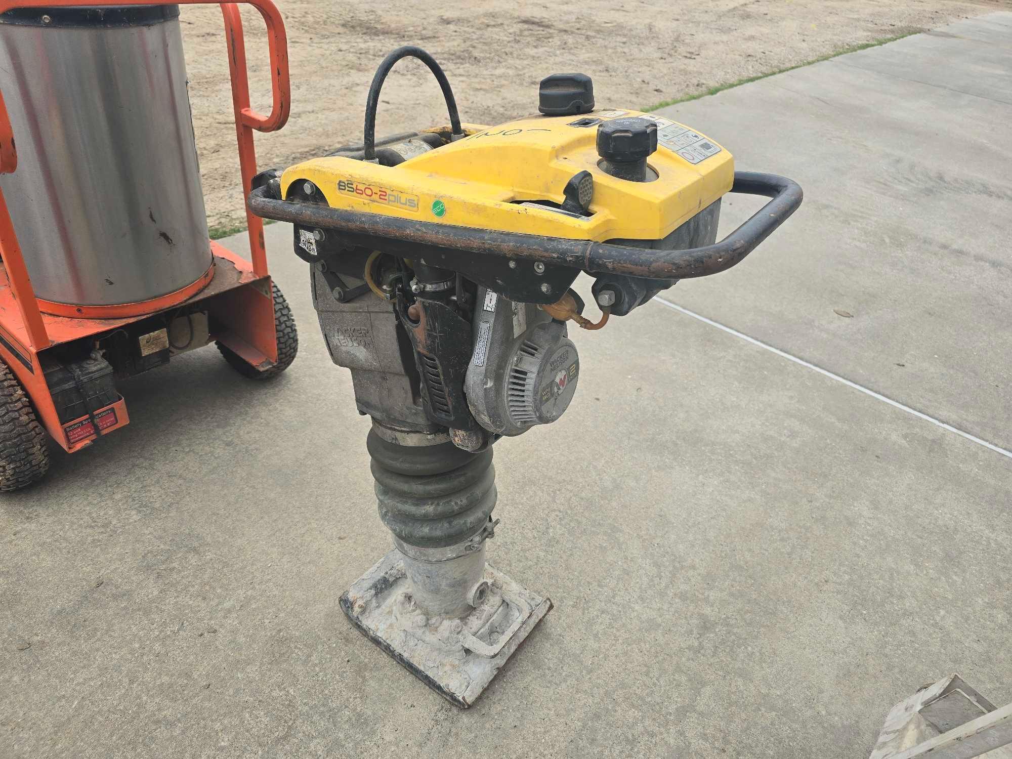 WACKER NEUSON BS60-2 PLUS JUMPING JACK COMPACTOR, GAS ENGINE SUPPORT EQUIPMENT