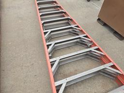 WERNER FIBERGLASS STEP LADDER SUPPORT EQUIPMENT