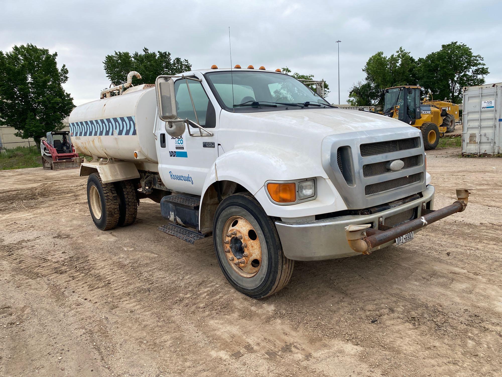 2007 FORD F650 WATER TRUCK VN:509959 powered by diesel engine, equipped with 6 speed transmission,