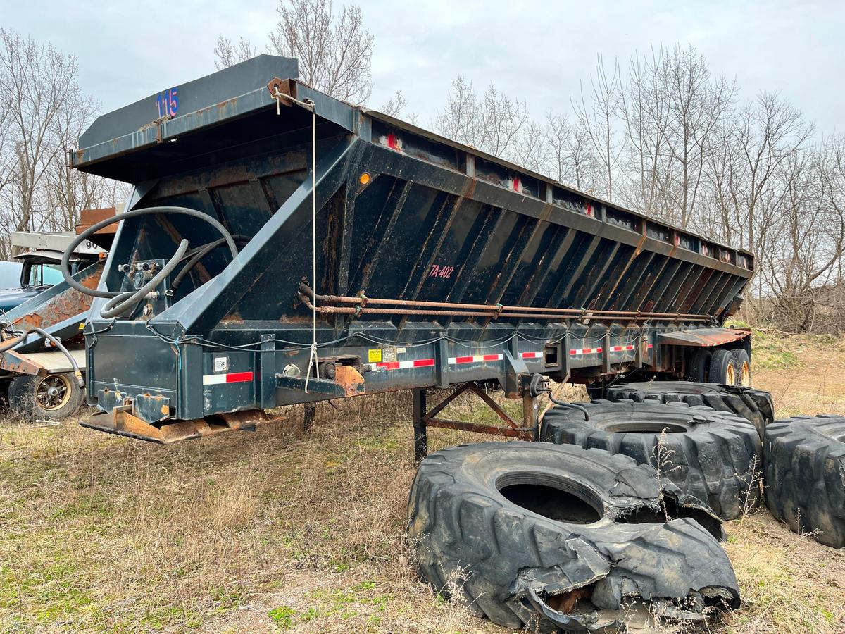 1998 RED RIVER LIVE BOTTOM TRAILER VN:4ZYLB4135W1000195 equipped with 90,000lbGVWR, spring