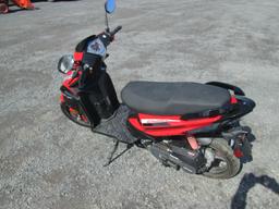RECREATIONAL VEHICLE NEW Voyager 50CC scooter SN LLPVGBAM6N1010099 eqipped with injection gas