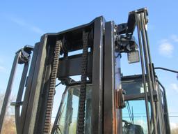 FORKLIFT Taylor THD160 FORKLIFT SN 833190 powered by Cummins B4.5T diesel engine, equipped with cab,