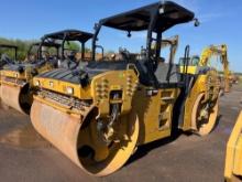 2017 CAT CB66B ASPHALT ROLLER SN:B6600245 powered by Cat diesel engine, equipped with OROPS, 84in.
