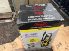 REALM 2600PSI PRESSURE WASHER electric powered.