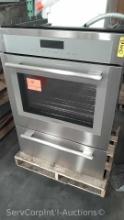 Lot on Pallet of Thermador MEDMCW31WS/01 31" Triple Speed Built-in Electric Oven