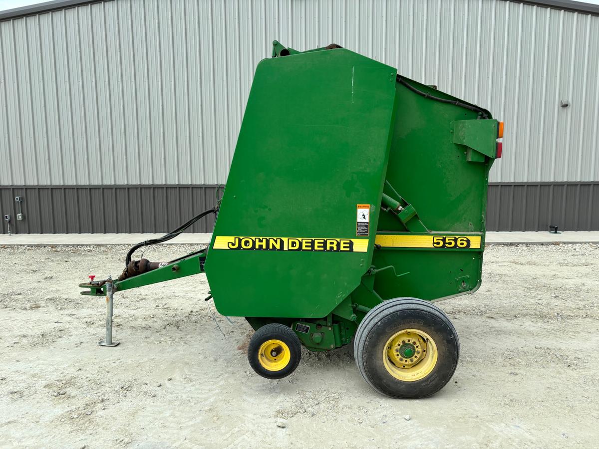 John Deere 556 Hay Baler