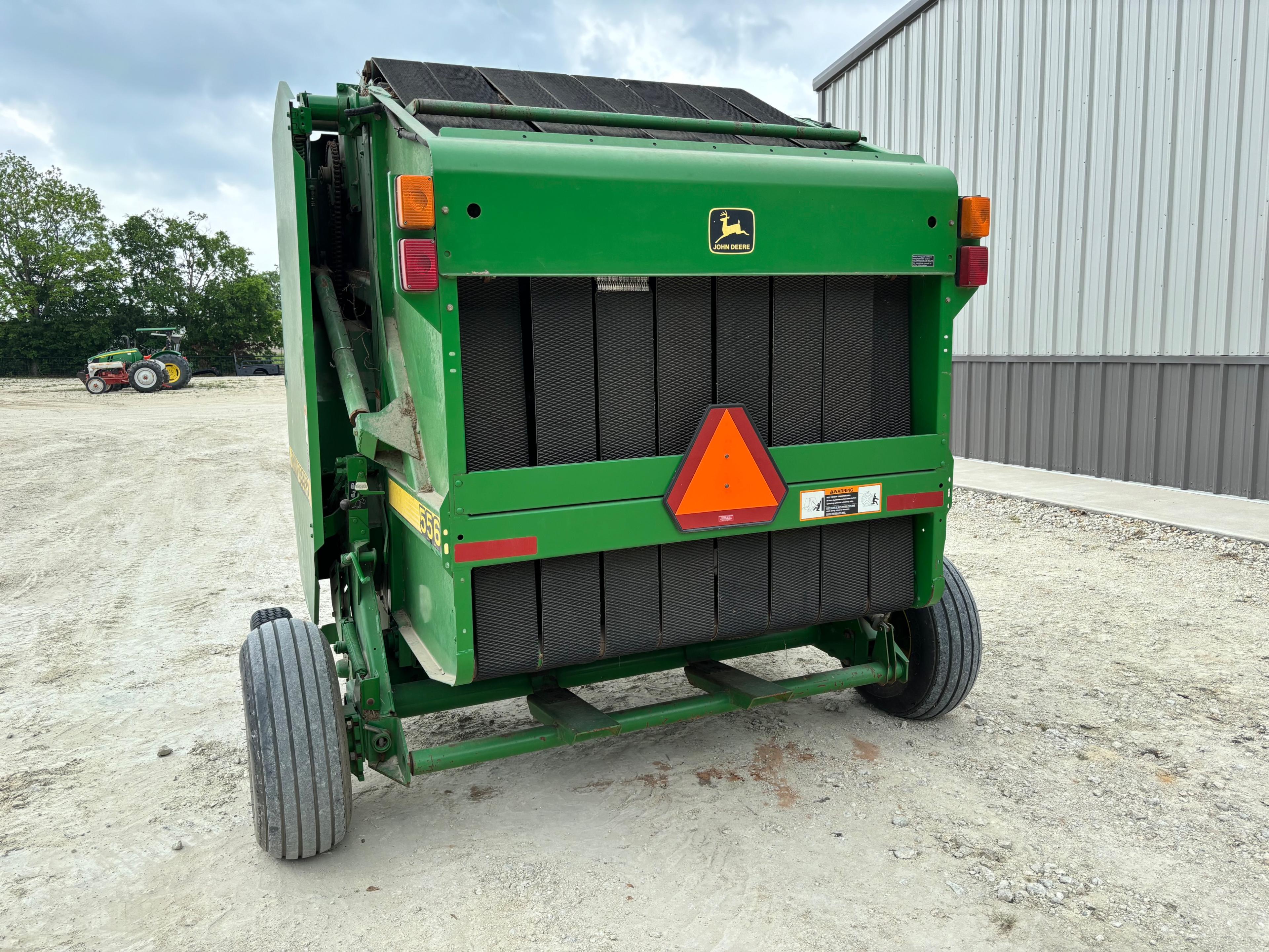 John Deere 556 Hay Baler