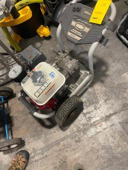 Simpson 36000 PSI Gas Pressure Washer (PULL CORD IS FROZEN - NEEDS REPAIR)