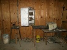 CONTENTS OF TOOL AND  DIE ROOM, TAPS, DIES, CABINETS, STANDS, TABLES, CHUCK