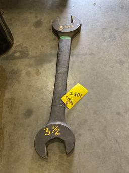 3 1/2? 3 15/16? WILLIAMS USA WRENCH