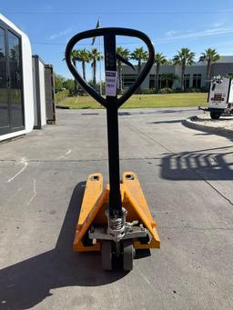 XILIN HYDRAULIC PALLET JACK MODEL XET55, APPROX MAX CAPACITY 5500LBS