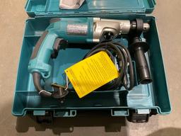 MAKITA 2 SPEED HAMMER DRILL MODEL HP2050 WITH CARRYING CASE , 120VOLTS, 6.6A, INSTRUCTION MANUAL ...