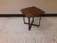 (1) wooden top end table measurements are 24x24x24