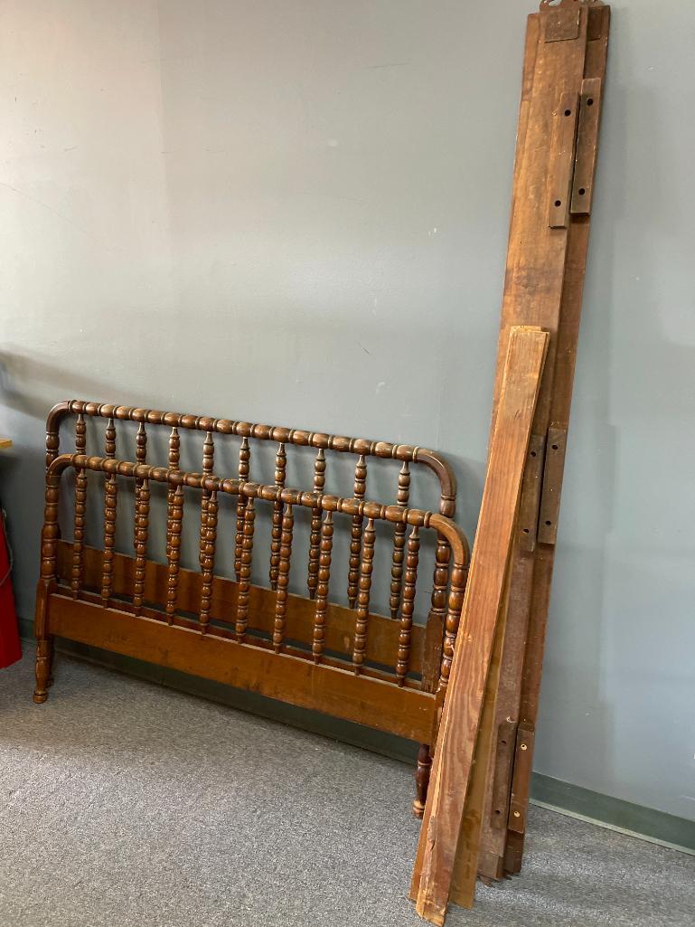 Vintage Wooden Full Size Bed Frame