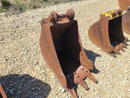 CATERPILLAR 16 inch Excavator Bucket