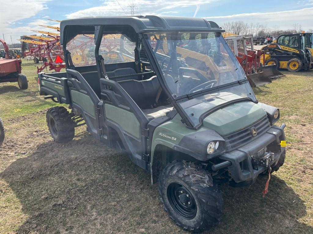 2018 John Deere Gator XUV 825M S4