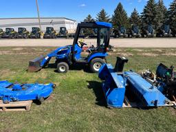 New Holland TZ25DA Compact Tractor