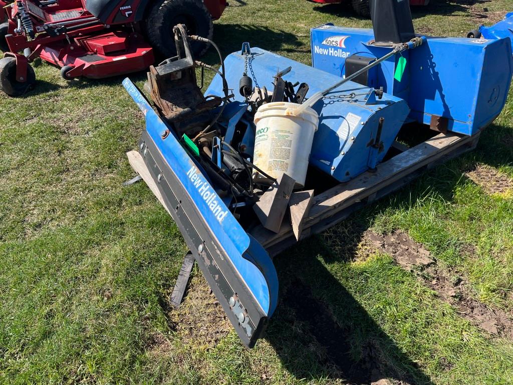 New Holland TZ25DA Compact Tractor