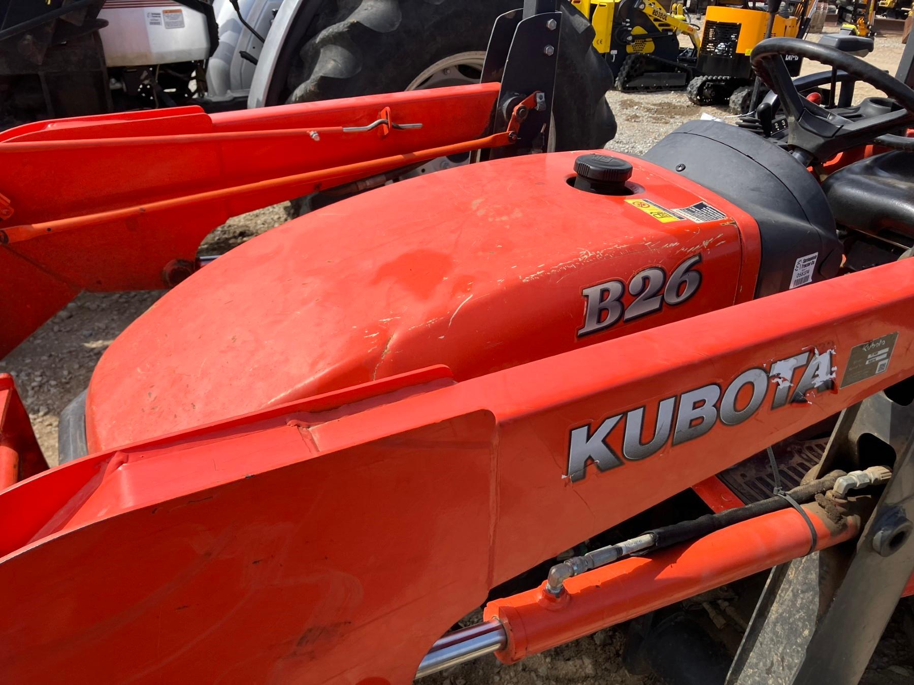 KUBOTA B26 TLB