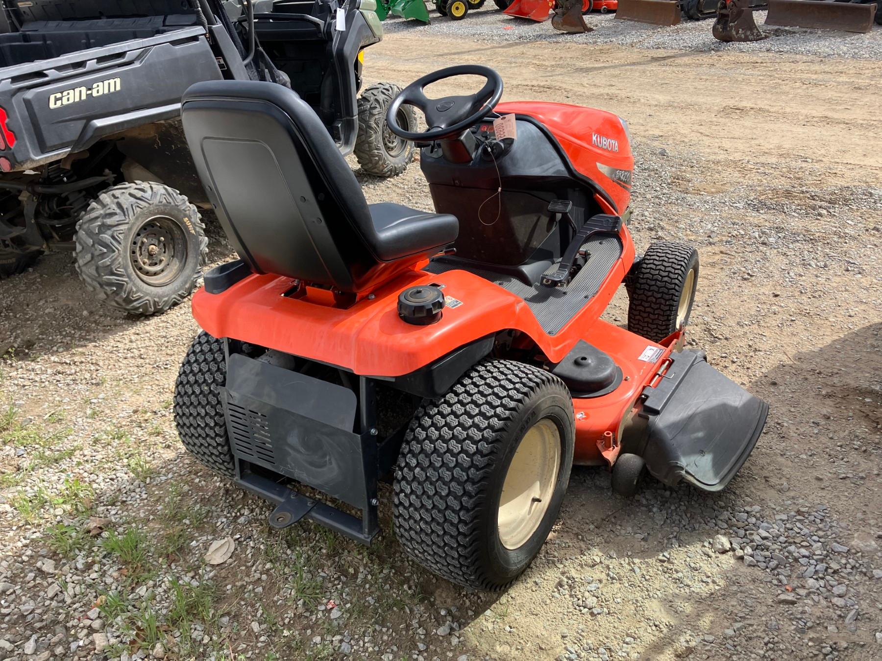 KUBOTA GR2110 54"LWN MOWER