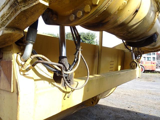 1973 CATERPILLAR Model 637C Tandem Motor Scraper, s/n 65M494, powered by Cat 6 cylinder front and