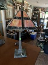 In The Style Tiffany Leaded Glass Lamp 12" X 24'