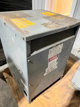 Square D 3 Phase Insulated Transformer, Cat No. 45T3H