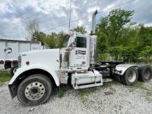 2011 Freightliner D1200524 Day Cab Tractor, Unit R224