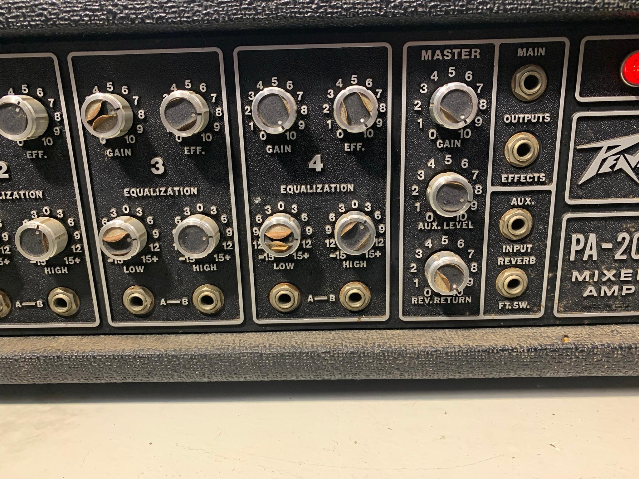 Peavey PA-200 Mix Amp