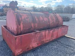 1000 Gallon Fuel tank with Containment