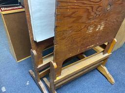 Paper Organizer,(2) Easels