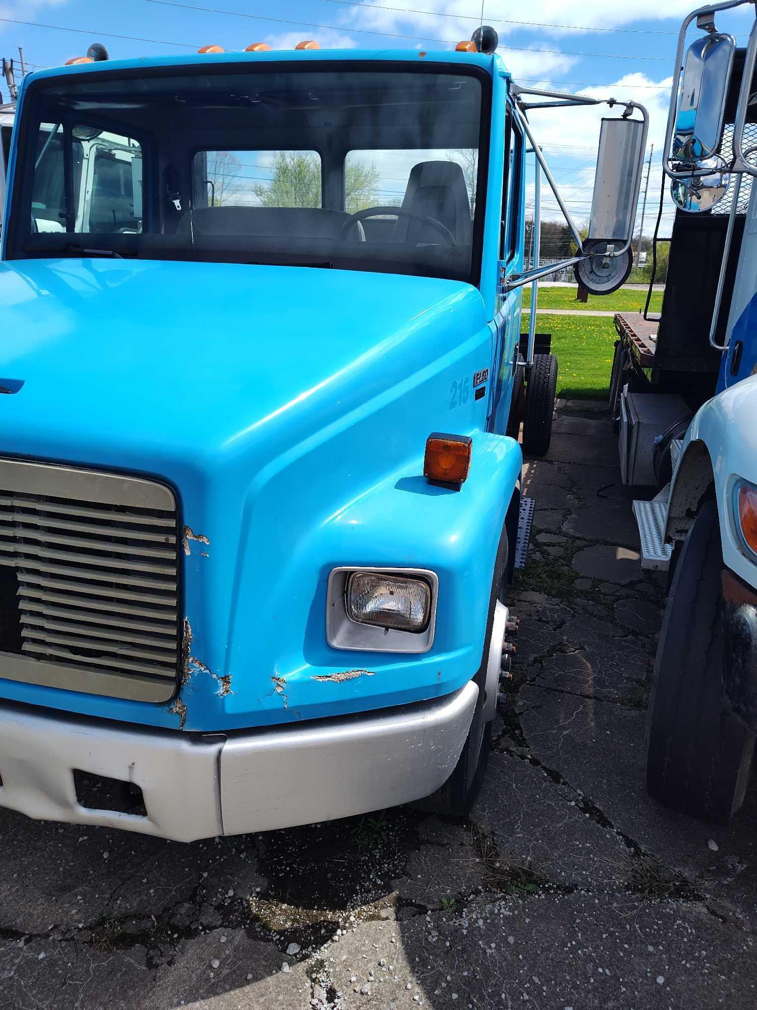 2001 Freightliner FL60 cab & chassis. 186K miles
