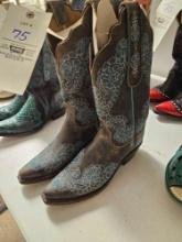 1883 lady's boots, 7.5