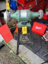 Central Machinery 8 inch grinder buffer on stand