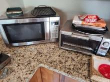 Air Fryer, Microwave, Toaster Oven , Vac